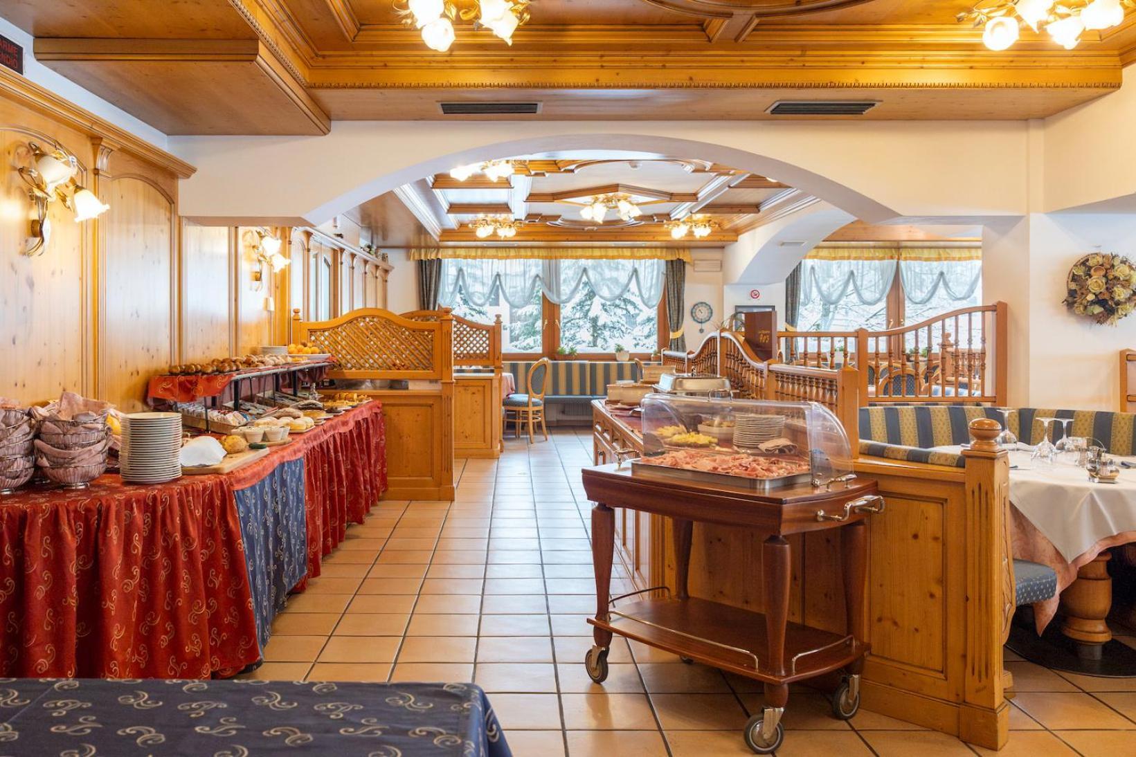 Sport Hotel Cristal فالكادي المظهر الخارجي الصورة